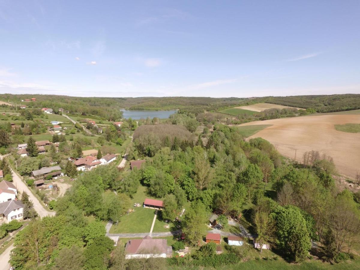 Goecsej Voelgye Kemping Kustánszeg Exteriör bild