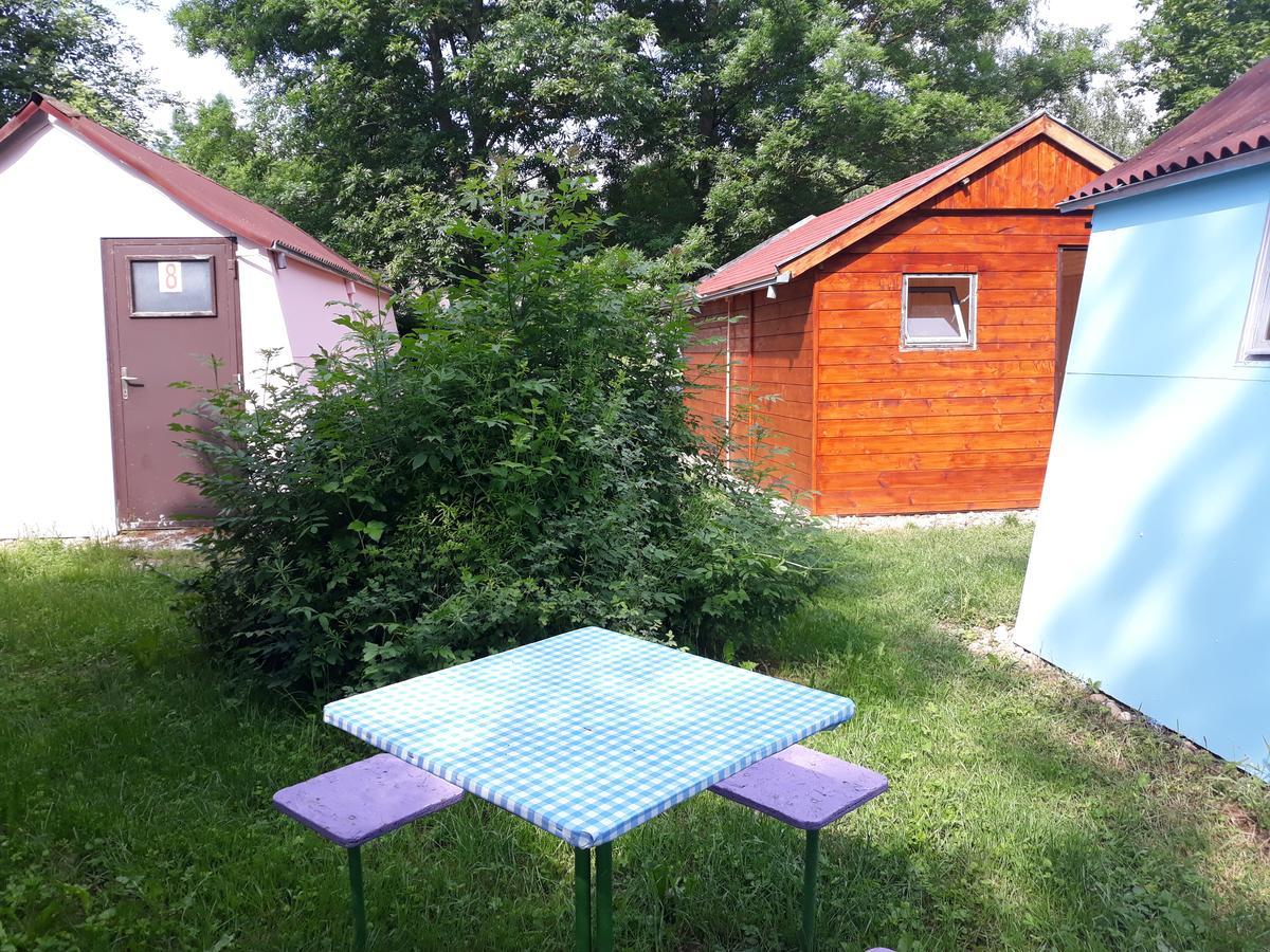 Goecsej Voelgye Kemping Kustánszeg Exteriör bild